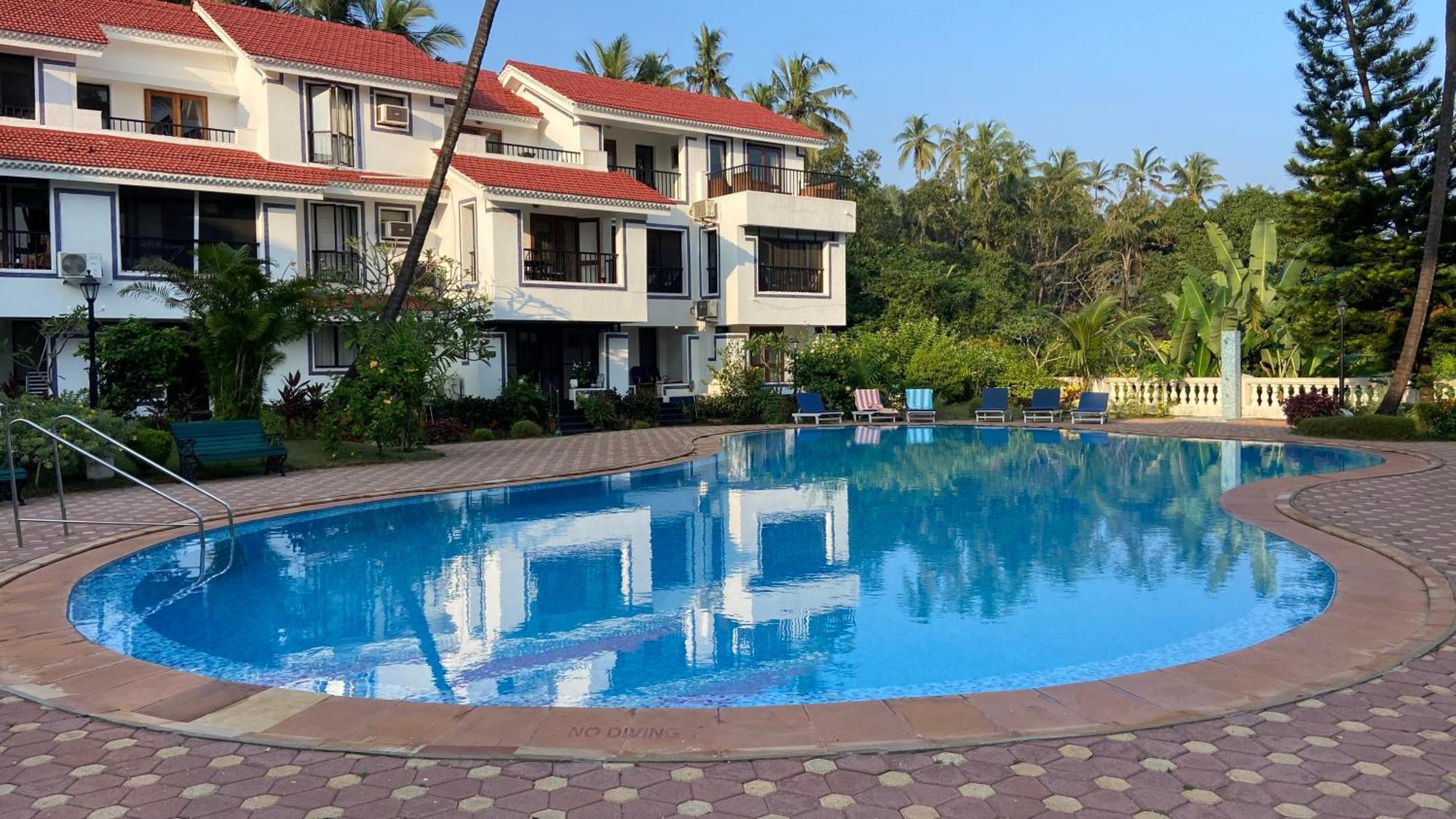 Riviera Palms 2 Tropical Serenity Apartment *